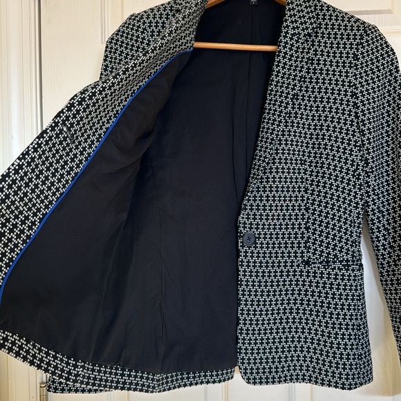 Express Blazer Black & White Beautiful Pattern Size 6 - Picture 7 of 10